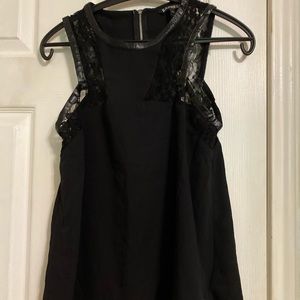 Black loose tank top